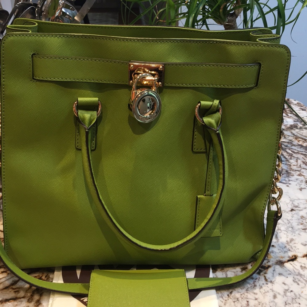 Michael Kors Tote and matching Wallet